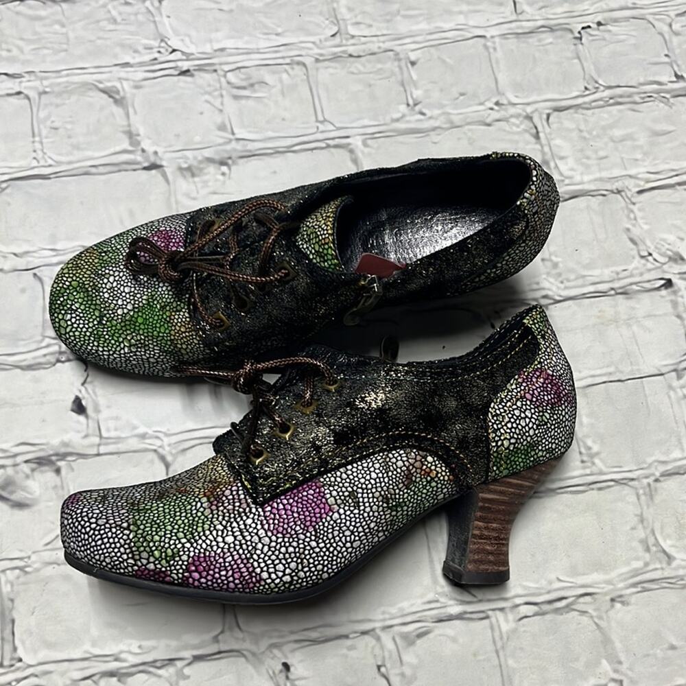 L’artiste Spring Step Lace Up Bootie